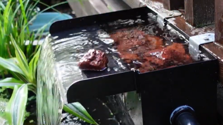 Déballage et installation de la pompe à cascade Poposoap 