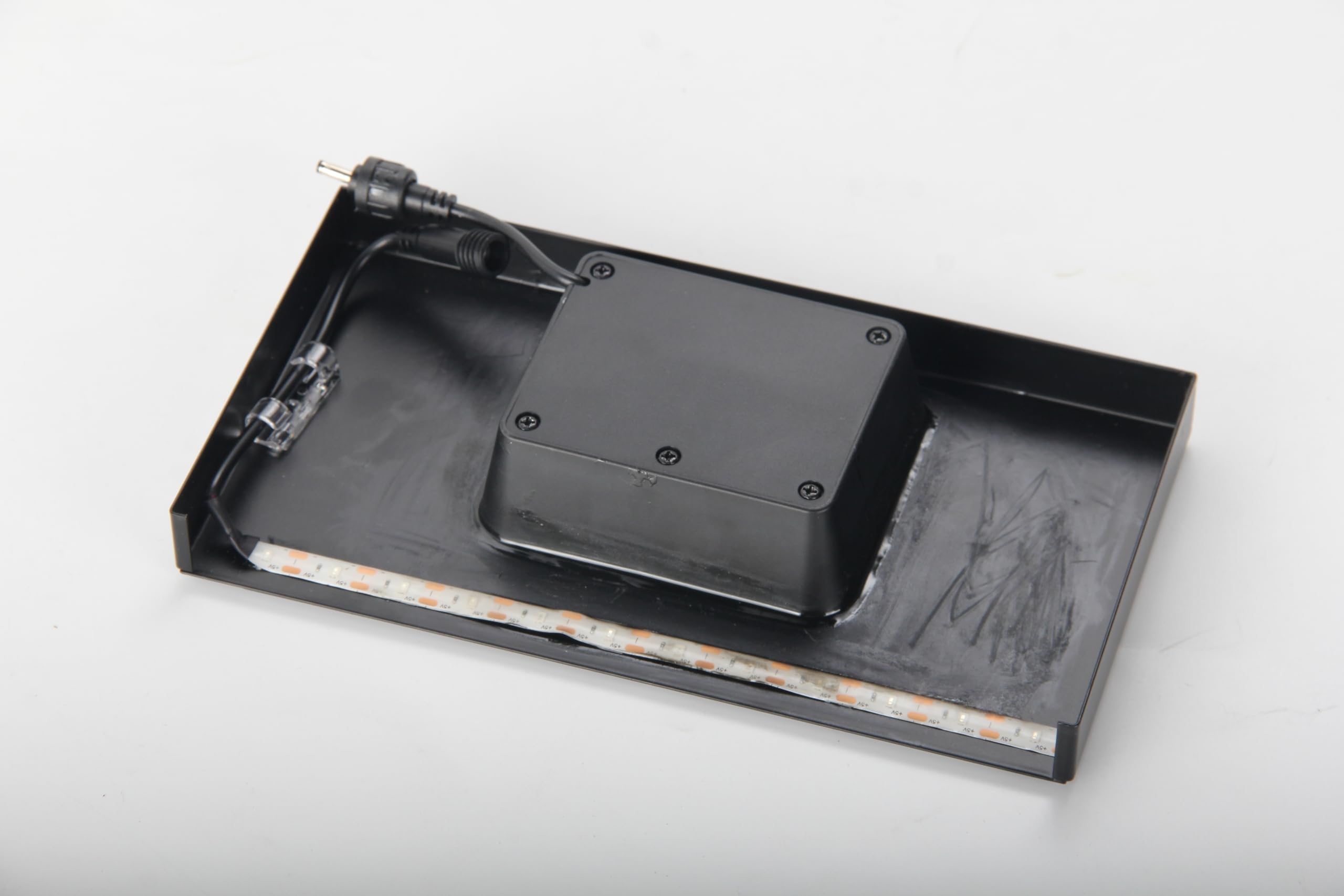 Bande lumineuse LED en métal de 20 cm avec boîtier cascade